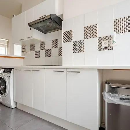 Proche Montmartre Apartment