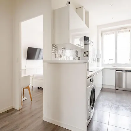 Apartment Proche Montmartre *